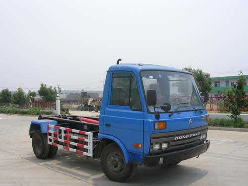 東風(fēng)輕卡(多利卡)拉臂式垃圾運輸車
