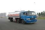 解放小三軸加油車(加長型)
