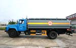 東風(fēng)140尖頭加長型油罐車(運(yùn)油車)